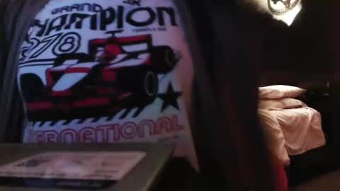 Snapshot of sexysmiley109 chatting on October 26, 2:50 am sexysmiley109 online show from October 26, 2:50 am