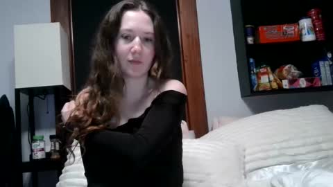 Snapshot of sexystephanie04 chatting on September 15, 12:10 am sexystephanie04 online show from September 15, 12:10 am