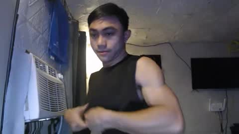 sexystrongcum online show from March 5, 3:13 am