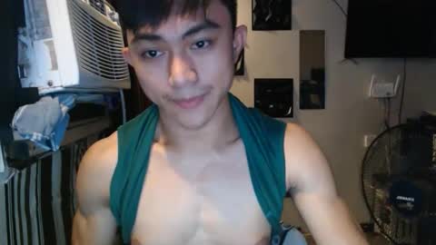 sexystrongcum online show from May 12, 10:12 am