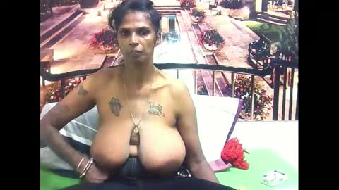 Snapshot of sexyva4u2luv chatting on February 21, 4:59 pm sexyva4u2luv online show from February 21, 4:59 pm