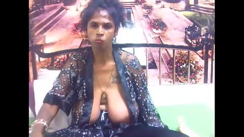 Snapshot of sexyva4u2luv chatting on March 5, 6:01 pm sexyva4u2luv online show from March 5, 6:01 pm