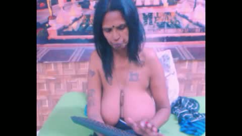 Snapshot of sexyva4u2luv chatting on September 24, 7:06 pm sexyva4u2luv online show from September 24, 7:06 pm