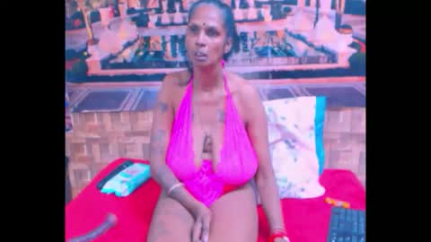 Snapshot of sexyva4u2luv chatting on October 8, 7:00 pm sexyva4u2luv online show from October 8, 7:00 pm