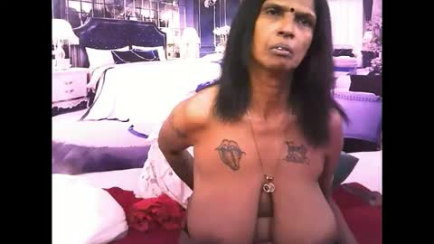 sexyva4u2luv online show from November 15, 12:08 am