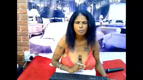 sexyva4u2luv online show from April 30, 7:09 pm