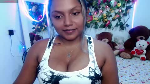 Snapshot of sexyvaldiry chatting on February 1, 12:18 am sexyvaldiry online show from February 1, 12:18 am