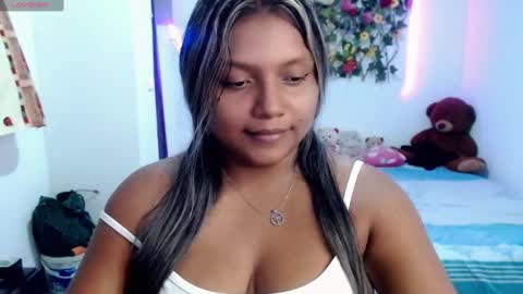 Snapshot of sexyvaldiry chatting on February 7, 2:19 am sexyvaldiry online show from February 7, 2:19 am