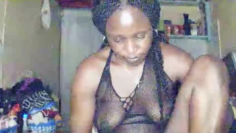 Sexyverah444 online show from May 2, 3:39 pm
