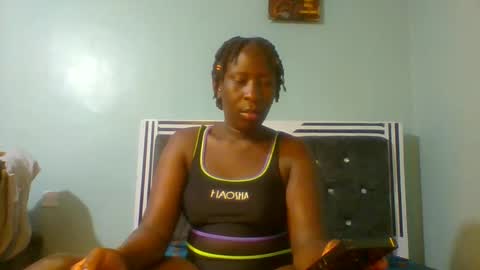 VIVIAN online show from January 5, 8:52 pm