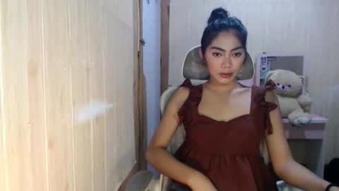 Snapshot of sexyxenaaa chatting on September 23, 4:21 pm Xenaaa online show from September 23, 4:21 pm