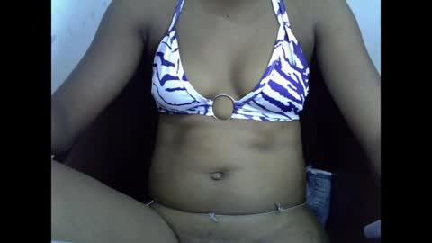 sexyxpeach online show from April 23, 12:12 am