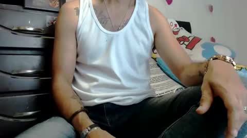 Snapshot of sexyxx663992 chatting on February 10, 5:50 pm sexyxx663992 online show from February 10, 5:50 pm