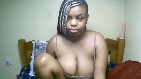 sexyyred_ online show from February 8, 12:19 pm