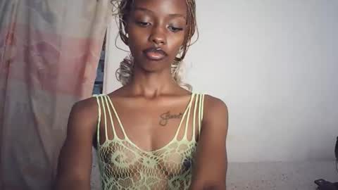 sexyzuriel online show from March 17, 2:09 pm