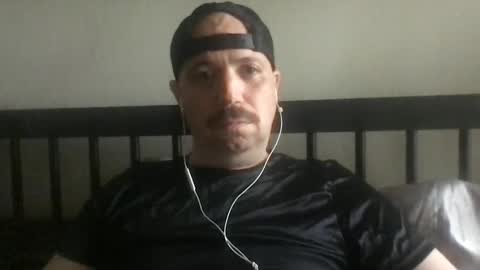 sfgiants1982 online show from October 2, 10:50 pm