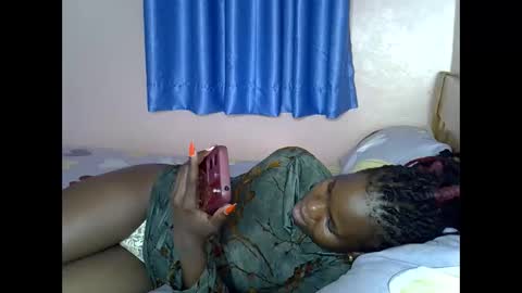 shaa_loon online show from May 8, 8:08 am