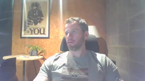 shad0w_hunter online show from December 3, 12:35 am