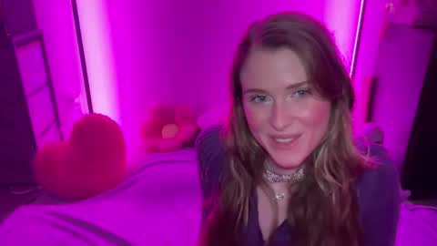 shadebabe online show from May 24, 5:56 am