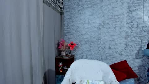 Liz online show from October 22, 6:57 am