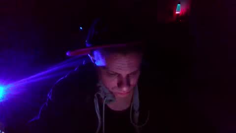 Snapshot of shades455 chatting on April 2, 11:46 pm shades455 online show from April 2, 11:46 pm