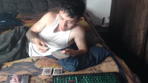 Snapshot of shadow_men_ chatting on June 24, 4:44 am james online show from June 24, 4:44 am