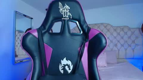 Snapshot of shadowlune chatting on March 17, 8:01 pm shadowlune online show from March 17, 8:01 pm