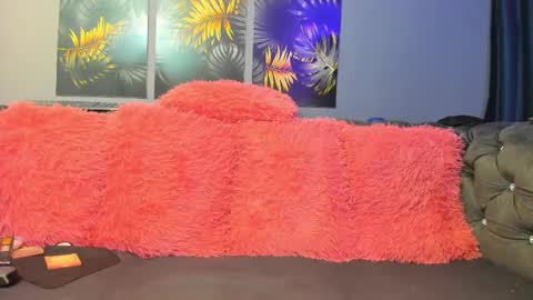 Snapshot of shadowlustt chatting on September 26, 1:37 pm shadowlustt online show from September 26, 1:37 pm