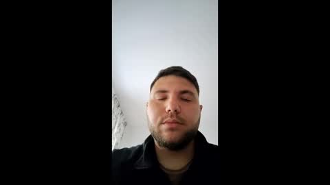 Snapshot of shadows1209 chatting on April 4, 2:36 pm shadows1209 online show from April 4, 2:36 pm