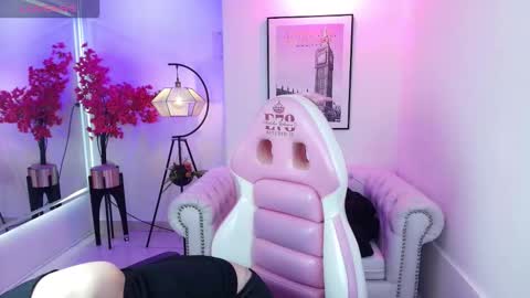 Shady  online show from March 18, 8:01 pm