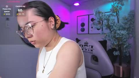Shady  online show from May 14, 8:48 pm