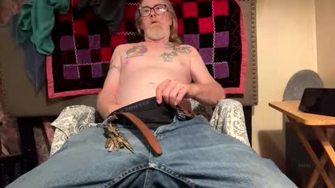 shaggy6954888 online show from May 23, 12:16 am