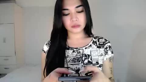Beautiful Angel online show from May 17, 7:17 am