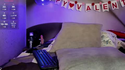 Snapshot of shaidy_scott chatting on February 11, 1:09 pm shaidy_scott online show from February 11, 1:09 pm