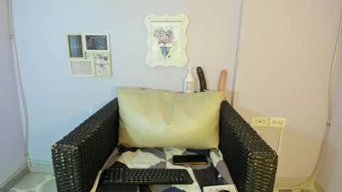 Snapshot of shaidy_scott chatting on October 20, 3:07 am shaidy_scott online show from October 20, 3:07 am