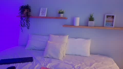 Shaina online show from December 21, 4:19 am