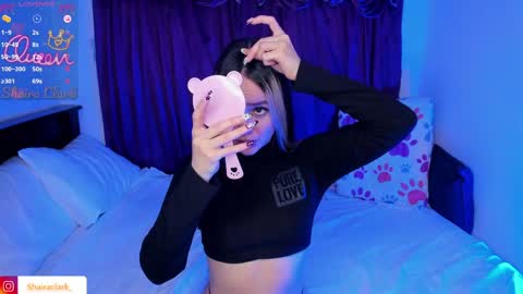Shaira Clark online show from May 20, 3:02 am