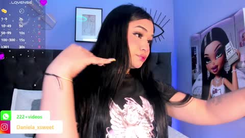 Snapshot of shairytovar chatting on December 24, 4:33 am shairytovar online show from December 24, 4:33 am