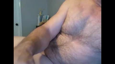 Snapshot of shakeyman889 chatting on February 26, 5:45 pm shakeyman889 online show from February 26, 5:45 pm
