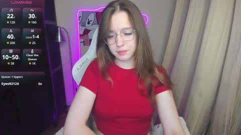 Vivian online show from September 27, 5:07 pm