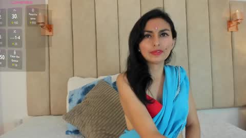Shanily online show from June 4, 7:09 pm