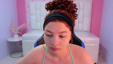 Snapshot of shalon_diaz_sub chatting on May 16, 1:35 am Shalon online show from May 16, 1:35 am