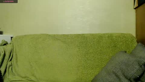 Snapshot of shamrock_069 chatting on April 24, 12:57 am shamrock_069 online show from April 24, 12:57 am