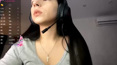 Viola online show from December 22, 5:04 am