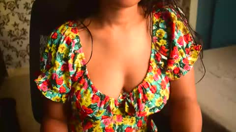 Snapshot of shanaya_indian chatting on September 16, 4:24 am shanaya indian online show from September 16, 4:24 am