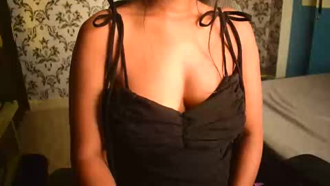 Snapshot of shanaya_indian chatting on October 8, 5:16 am shanaya indian online show from October 8, 5:16 am