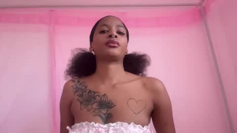 Snapshot of shandiloveslemonss chatting on November 12, 7:57 pm Shanblanko online show from November 12, 7:57 pm