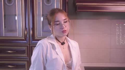 Snapshot of shandrahoner chatting on April 15, 12:01 pm Liza online show from April 15, 12:01 pm