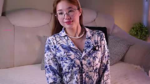 Snapshot of shandrahoner chatting on May 7, 12:10 pm Liza online show from May 7, 12:10 pm