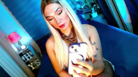 MISS SHANE online show from October 8, 7:00 pm